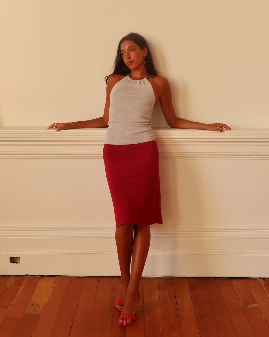 Harper Halter Top 90s-inspired high-neck halter in ribbed knit fabric